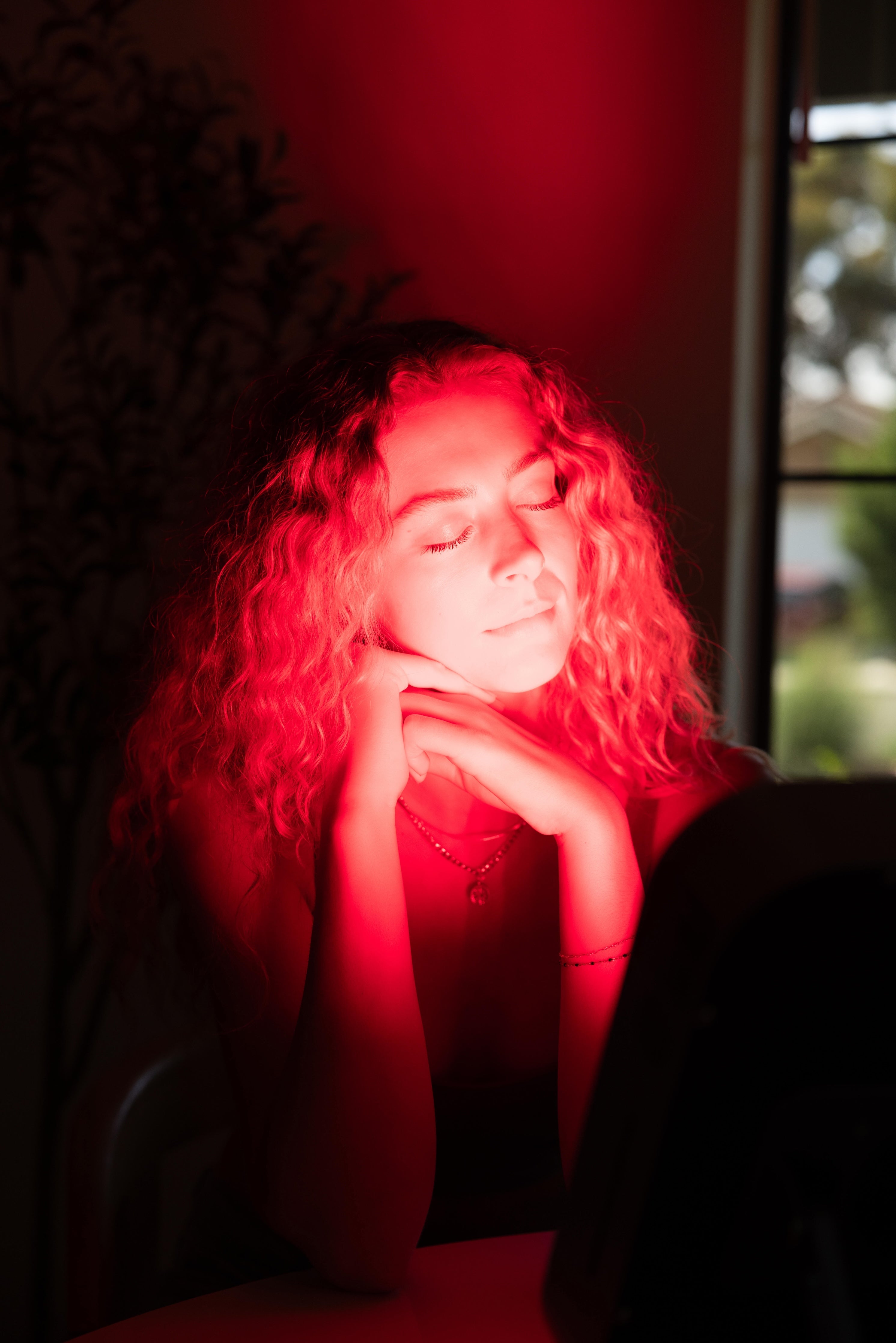 Renew Small Red Light Therapy Panel